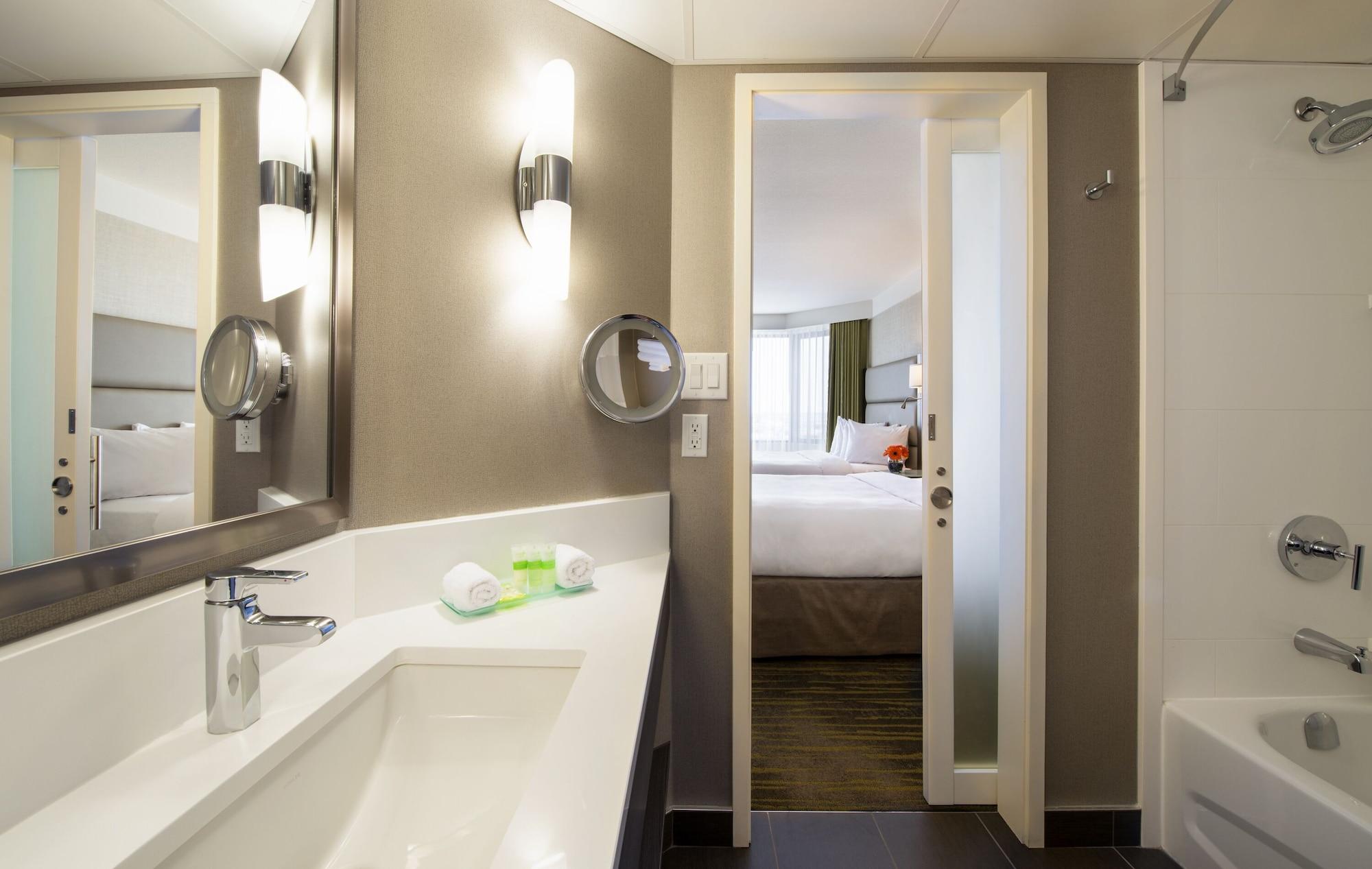 Saskatoon Inn & Conference Centre Ngoại thất bức ảnh